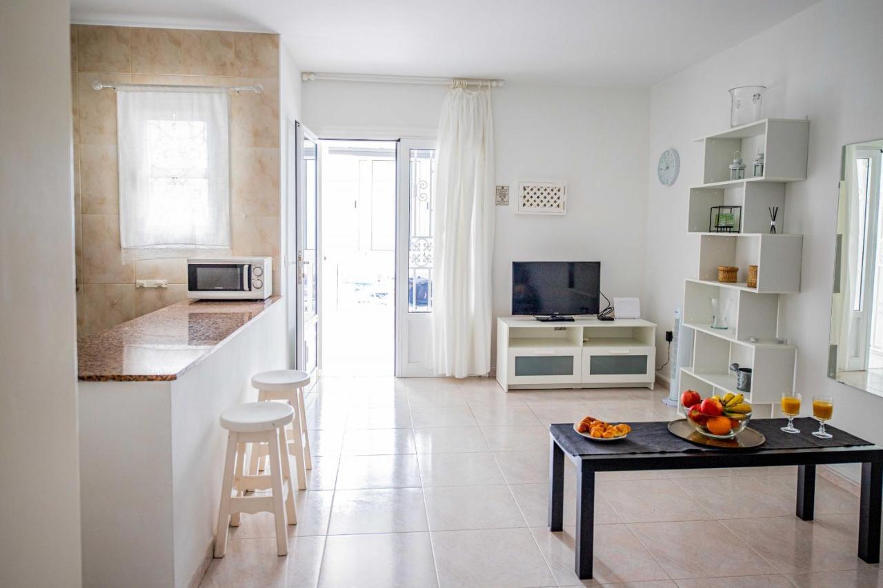 Sea Breeze Appartement Puerto del Carmen  Buitenkant foto